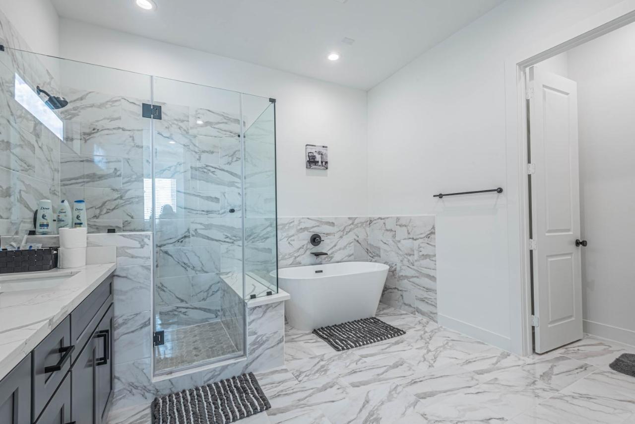 Willa Luxury 3Br, Ks Bed Mins Away 4Rm Dtown, Med Ctr Houston Zewnętrze zdjęcie